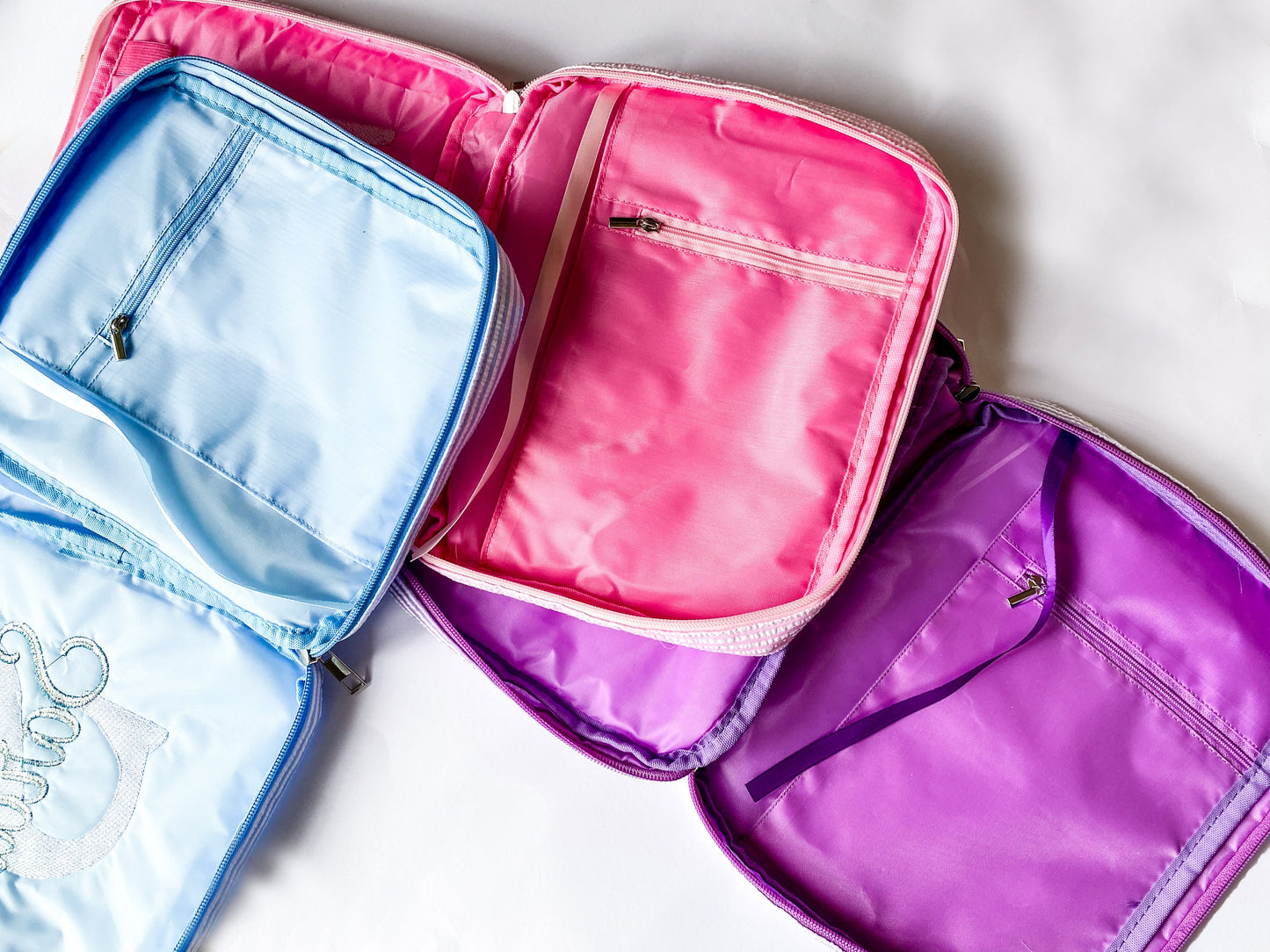 Monogrammed Seersucker Bible Cover: Embroidered Carry Case