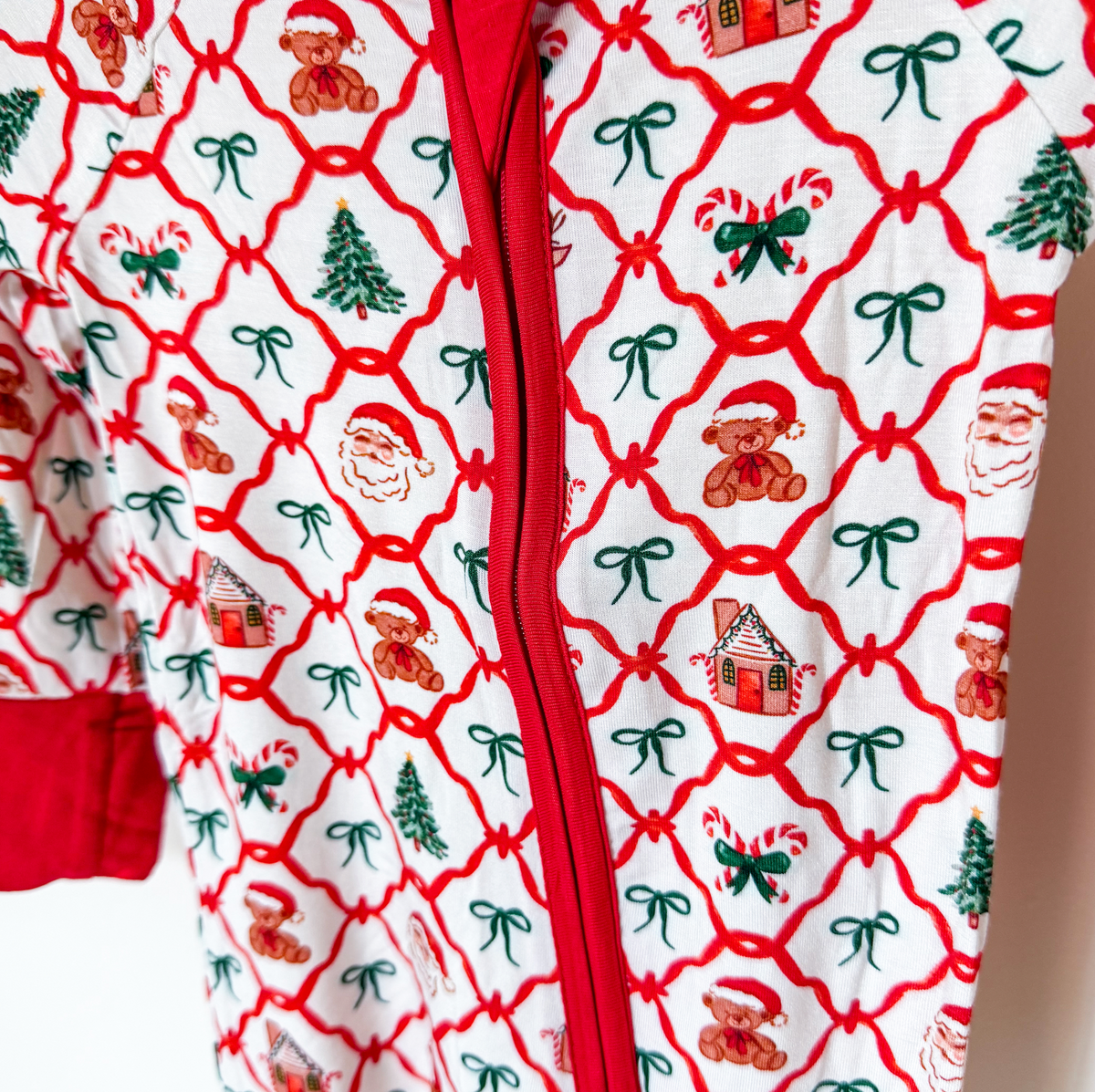 Classic Christmas Bamboo Sleeper - Savannah Creations