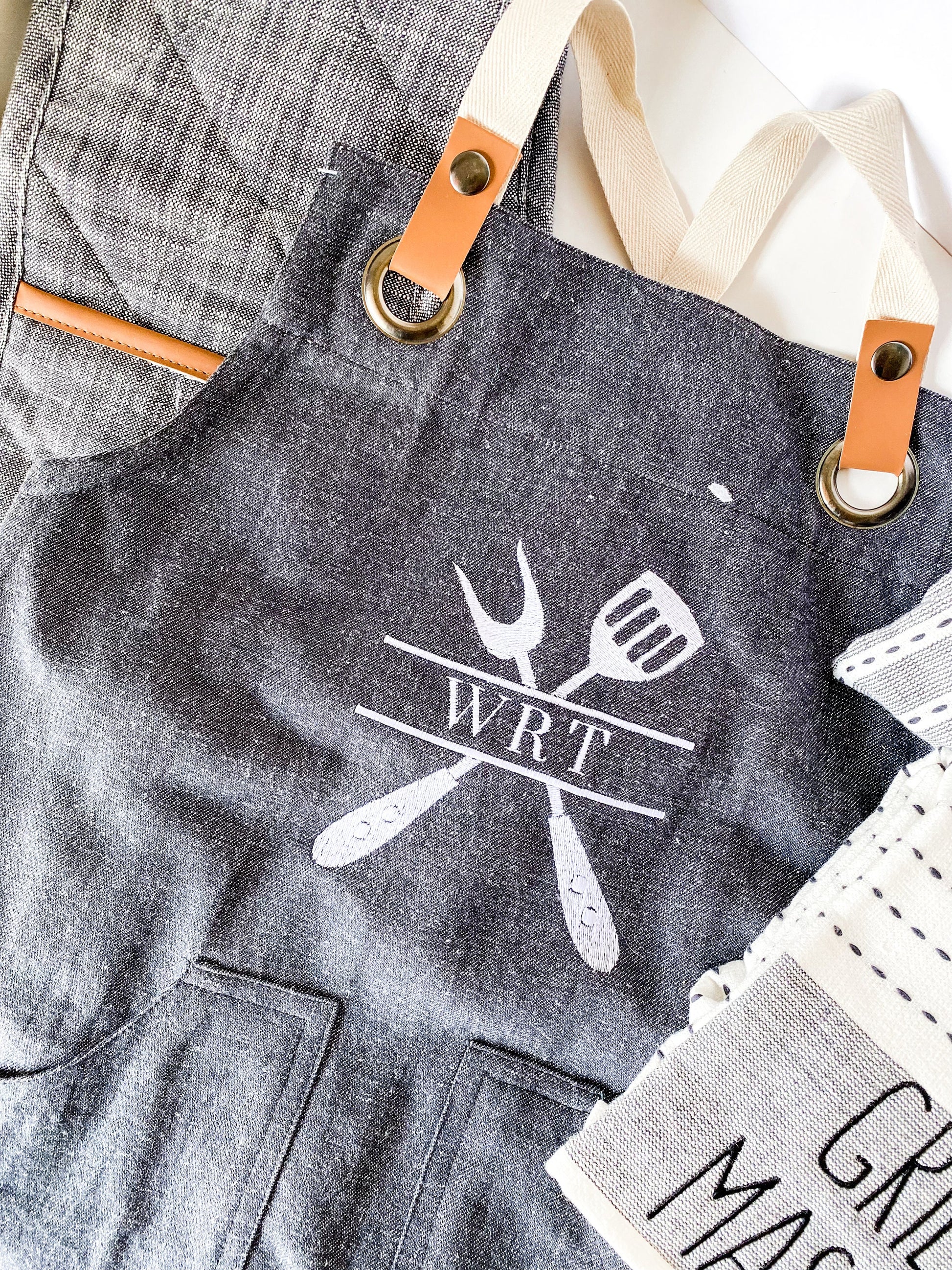 Father's Day Custom Monogrammed BBQ Grilling Apron Gift Set, Matching Towels, Oven Mitt