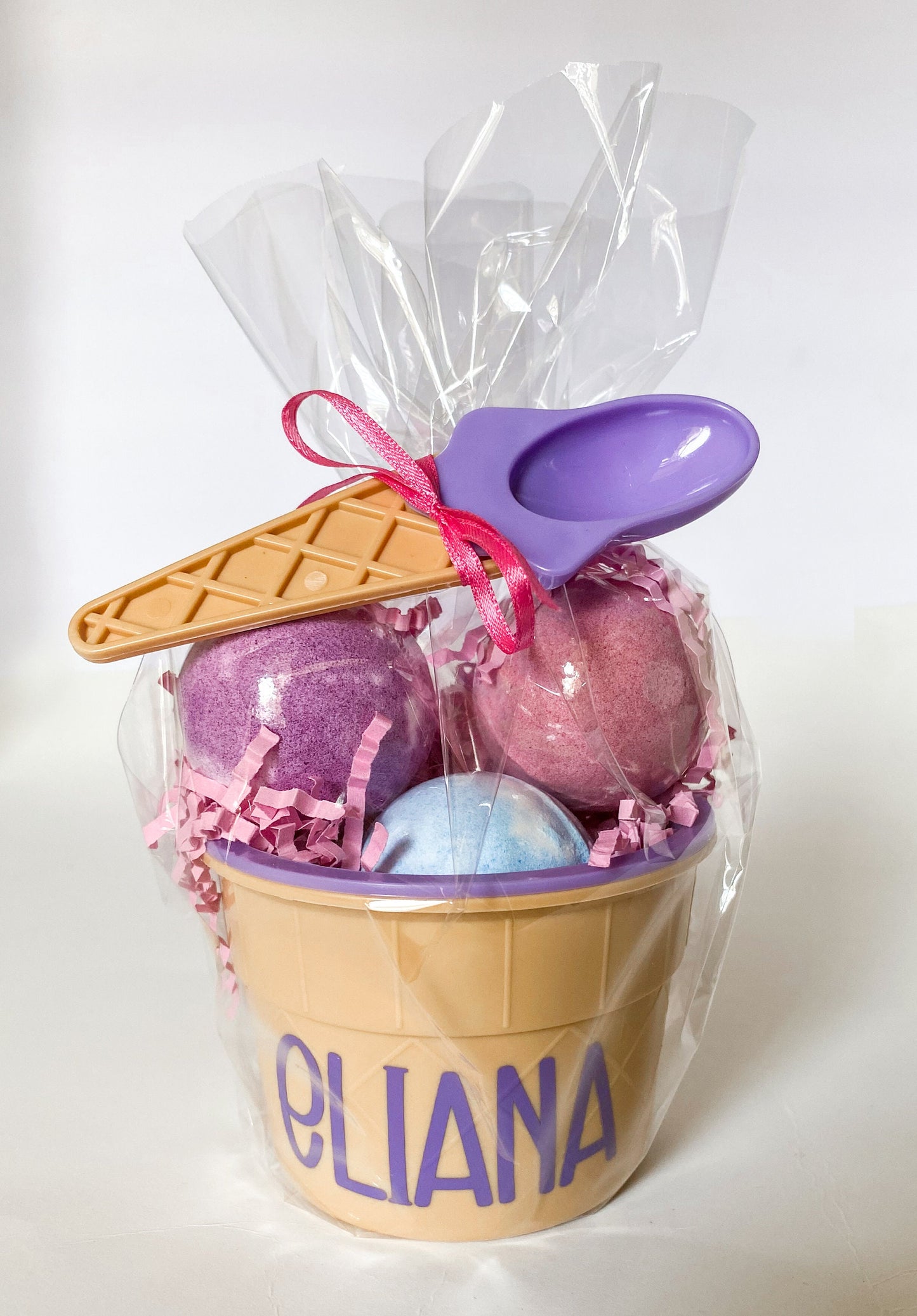 Personalized Ice Cream Bowl Party Favor Set with Bath Bombs