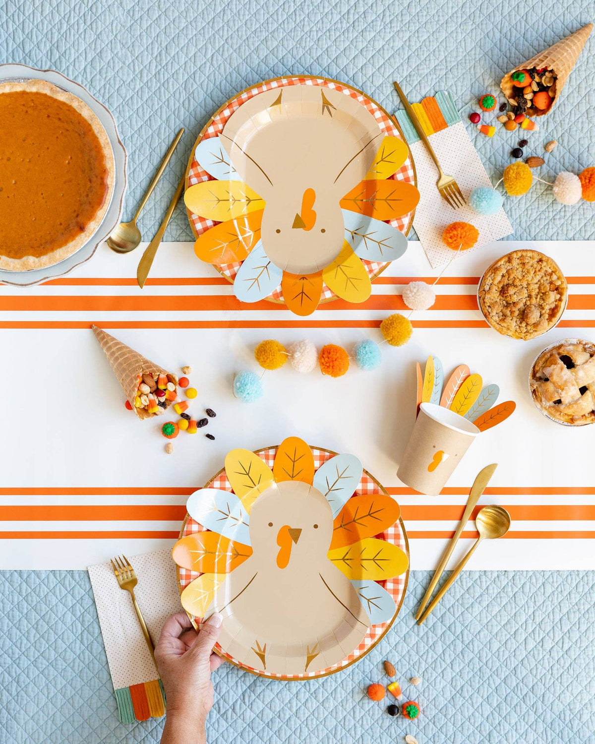 Turkey-Shaped Harvest Paper Plates - Savannah Creations